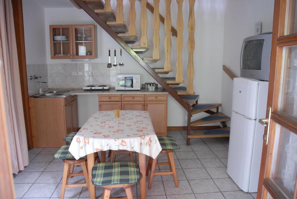 Balla Apartmanhaz Siofok Oda fotoğraf
